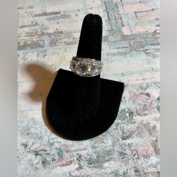 NWOT Sterling Silver & CZ Statement Ring Sz 6.75 - Picture 5 of 14